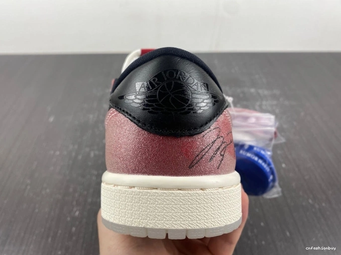 JORDAN OG AIR LOW 1 X 'RED BLACK' ROOM FN0432-017 TROPHY 1020